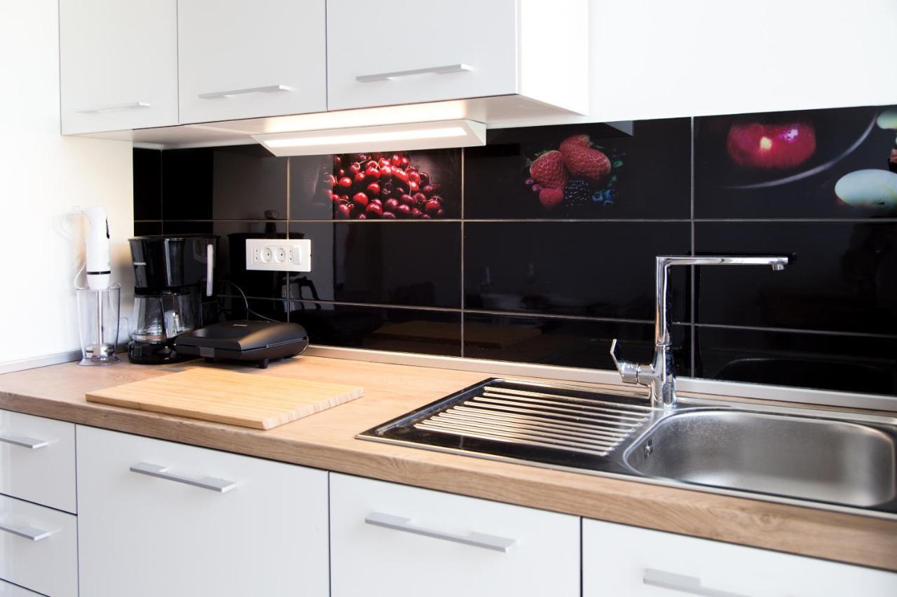 מאלי לוסיניי Apartment Gordon מראה חיצוני תמונה